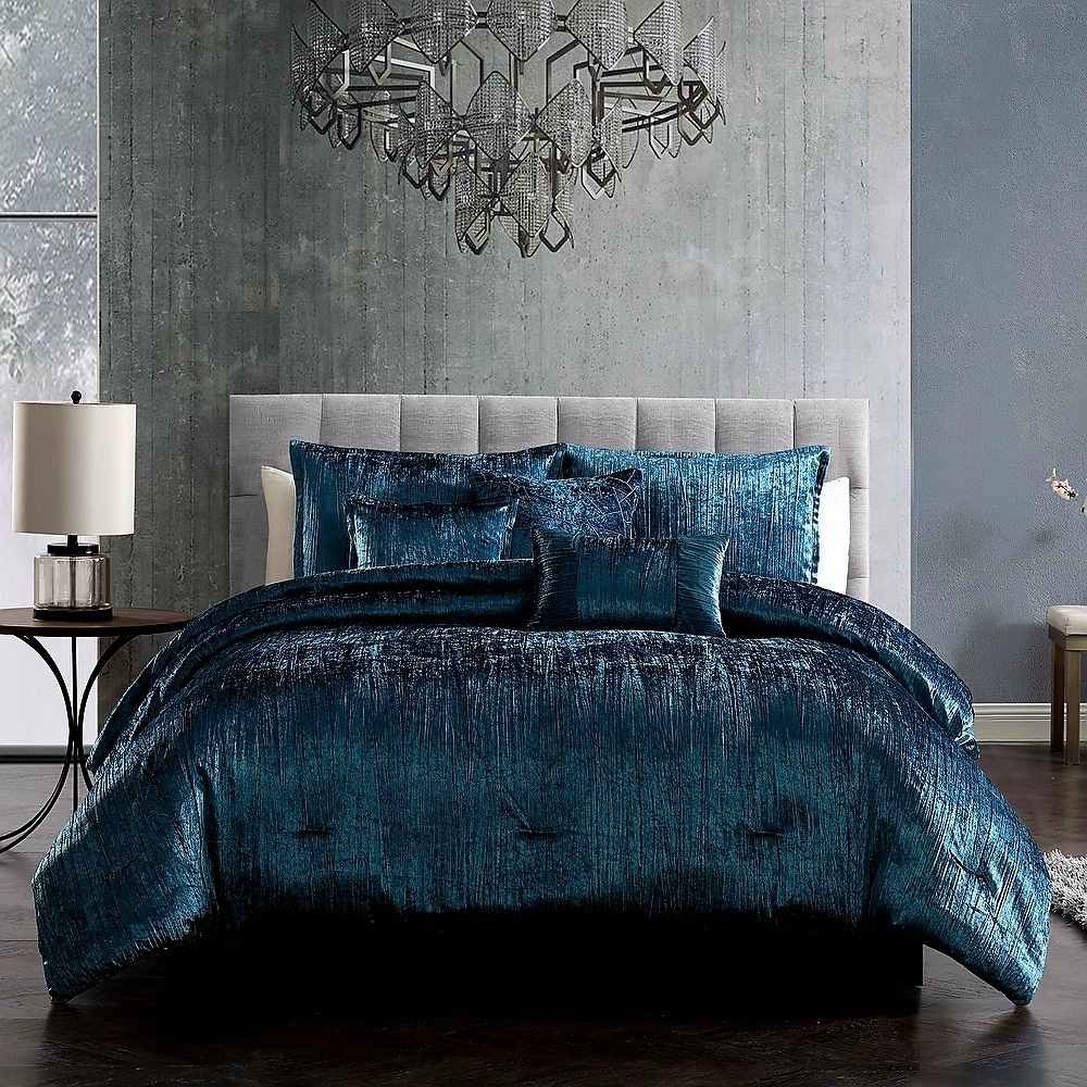 Luxurious Royal Blue Bedding Set